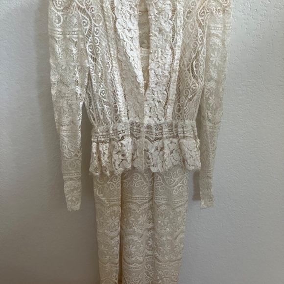 Vintage Ivory Lace Dress 1960s ILGWU - Picture 2 of 16
